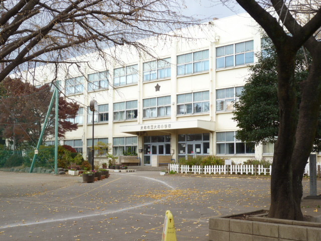 小学校　大和市立大和小学校（小学校）まで850m