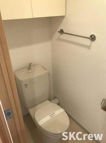ジ・アパートメント ヒルトップ中野のトイレ写真