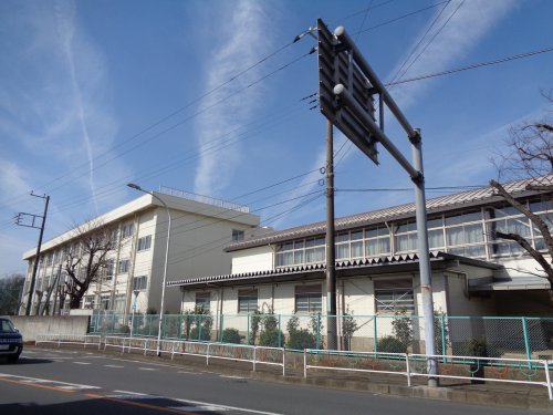 中学校　相模原市立新町中学校（中学校）まで1179m