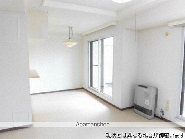 地下鉄東西線 西１８丁目駅 徒歩4分 10階建 築41年の内装写真