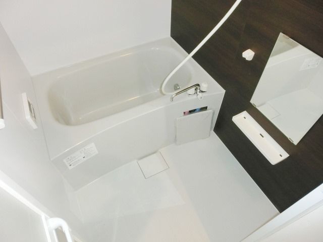 バス・シャワールーム　きれいなバスルームです