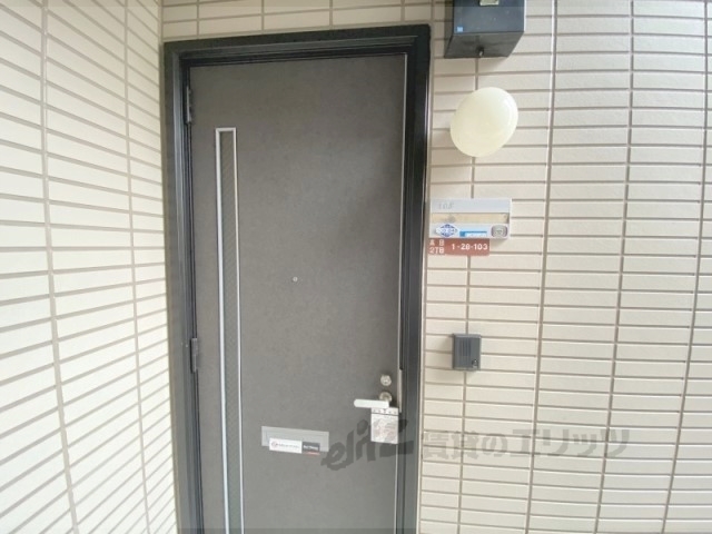 玄関　インターホン
