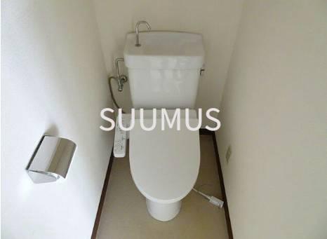 都営大江戸線 西新宿五丁目駅 徒歩10分 2階建 築46年のトイレ写真