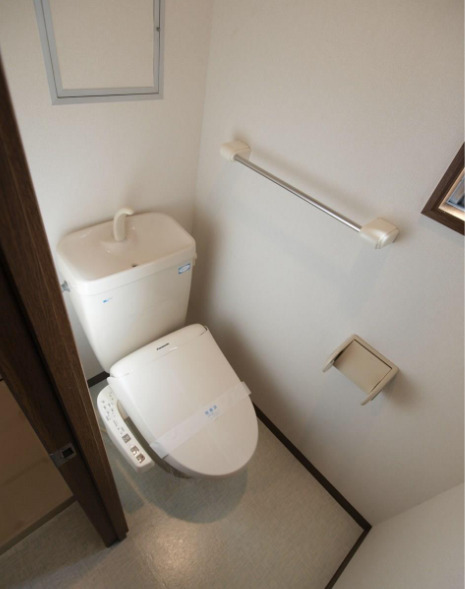 カーサ仏生山のトイレ写真