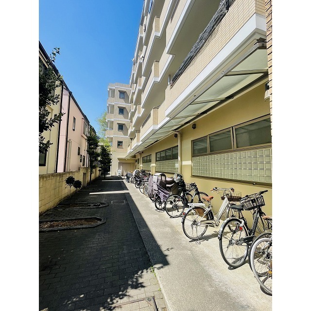 その他　駐輪場