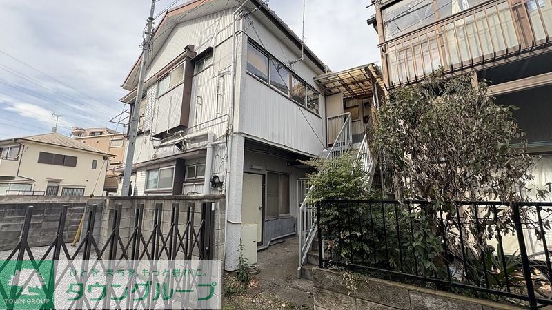 メゾンHIGA小田栄の外観写真