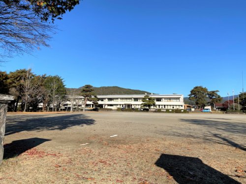 中学校　福岡中学校（中学校）まで2513m