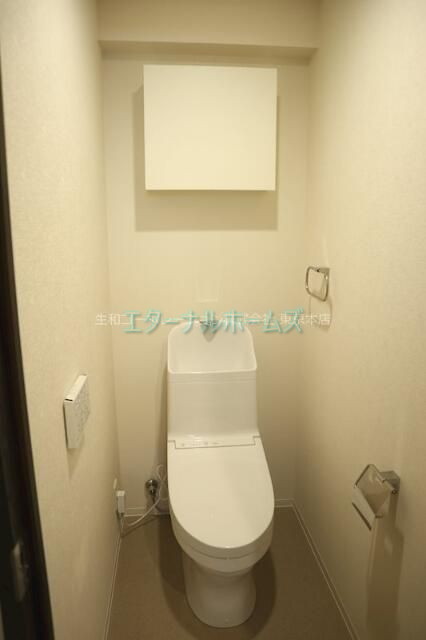 東京メトロ東西線 竹橋駅 徒歩5分 10階建 築6年のトイレ写真