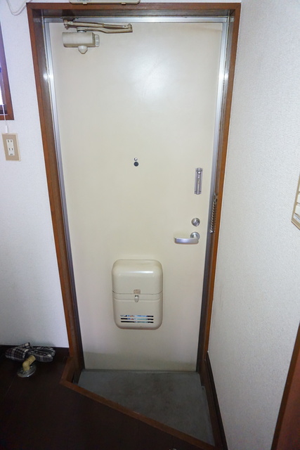 玄関　すっきりシンプルな玄関スペースです！