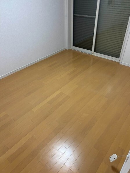 シャローム大宮の居間写真