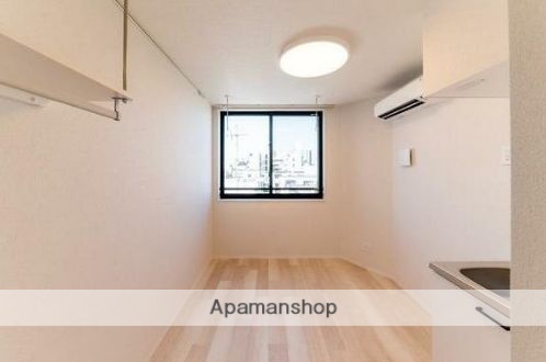 ＪＲ中央線 西荻窪駅 徒歩7分 5階建 築2年の居間写真