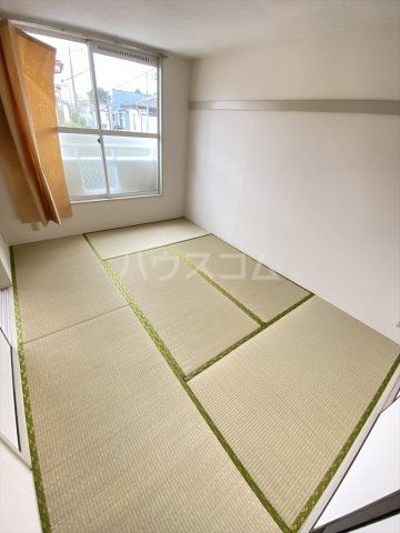 皇山町ハイツの内装写真