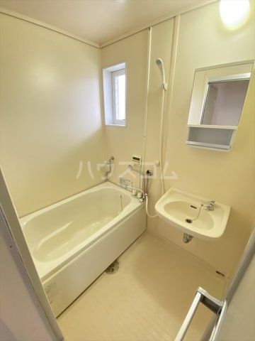 皇山町ハイツの風呂写真