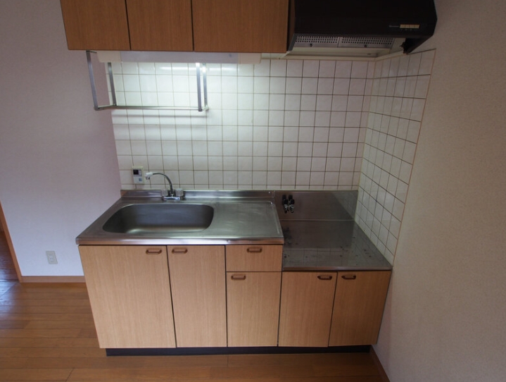東急目黒線 西小山駅 徒歩5分 3階建 築29年のキッチン写真