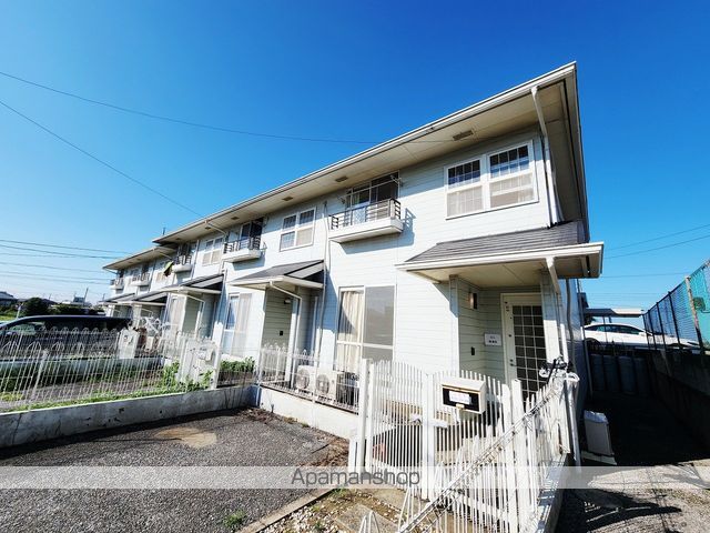 千葉都市モノレール スポーツセンター駅 バス乗車時間：13分 最寄りバス停で下車 徒歩3分 築38年