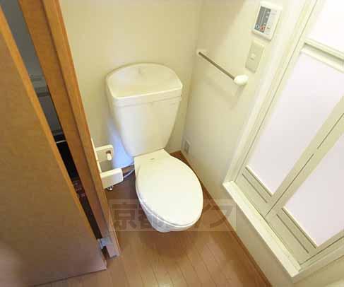 レオパレスKのトイレ写真
