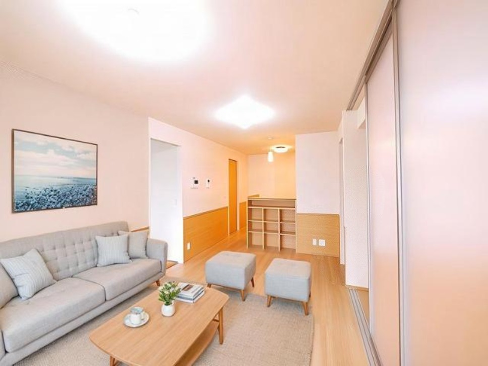 居室・リビング　明るく機能的なお部屋で新生活をいかがでしょうか