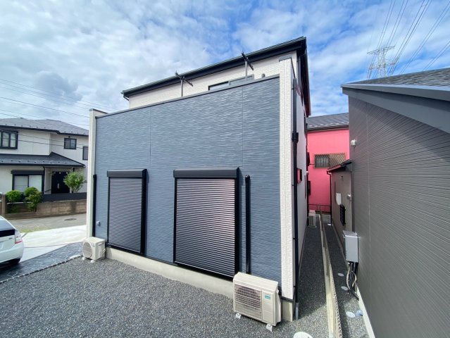 千葉都市モノレール 千城台駅 バス乗車時間：12分 最寄りバス停で下車 徒歩6分 築1年
