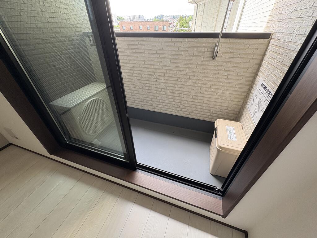 バルコニー　同施工会社の別物件の写真です。