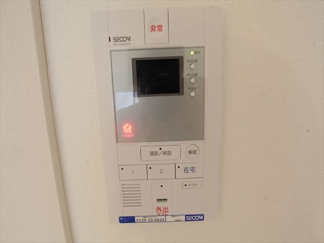 セキュリティ　TVモニター付インターホン完備
