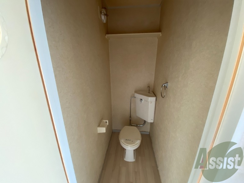 トイレ　トイレは清潔感があり安心して使用できそうです。