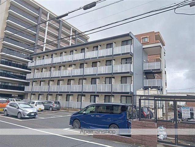 レオパレスDの外観写真