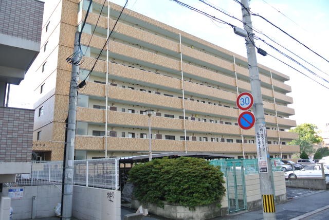 アンピールメゾン大橋の外観写真