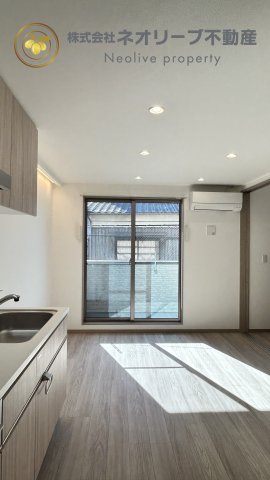 居室・リビング　※同型物件参考写真（内装カラーは異なります）