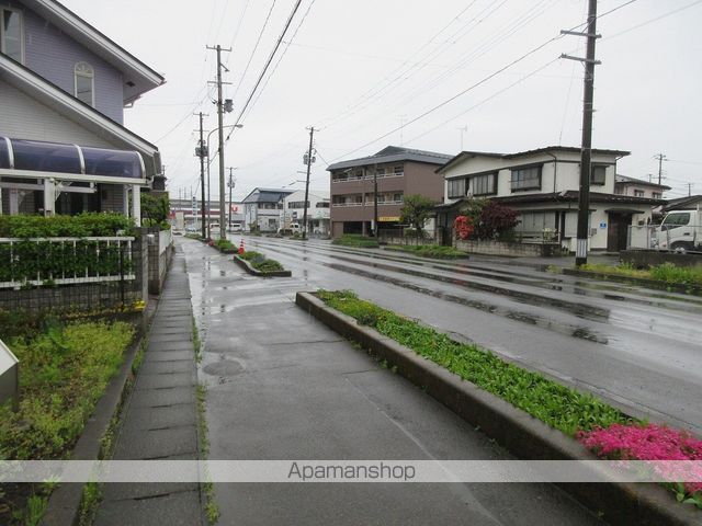 その他　周辺道路（その他）まで0m