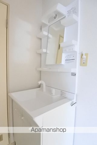 サニーサイドコートC棟の内装写真