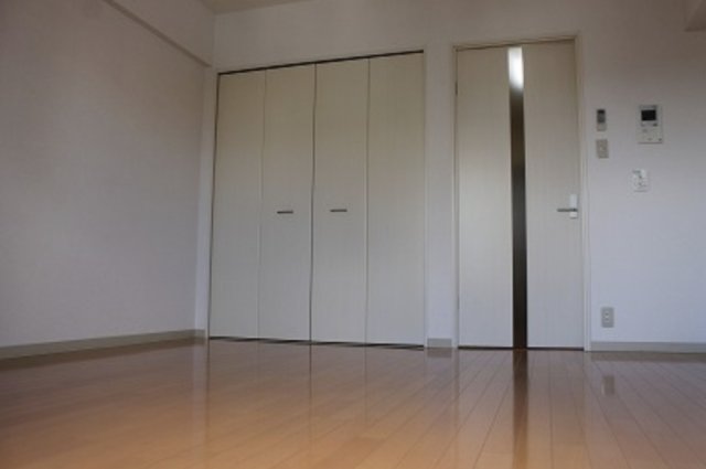 居室・リビング　※別号室参考写真
