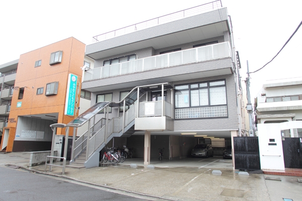 病院　医療法人みやのこどもクリニック（病院）まで183m