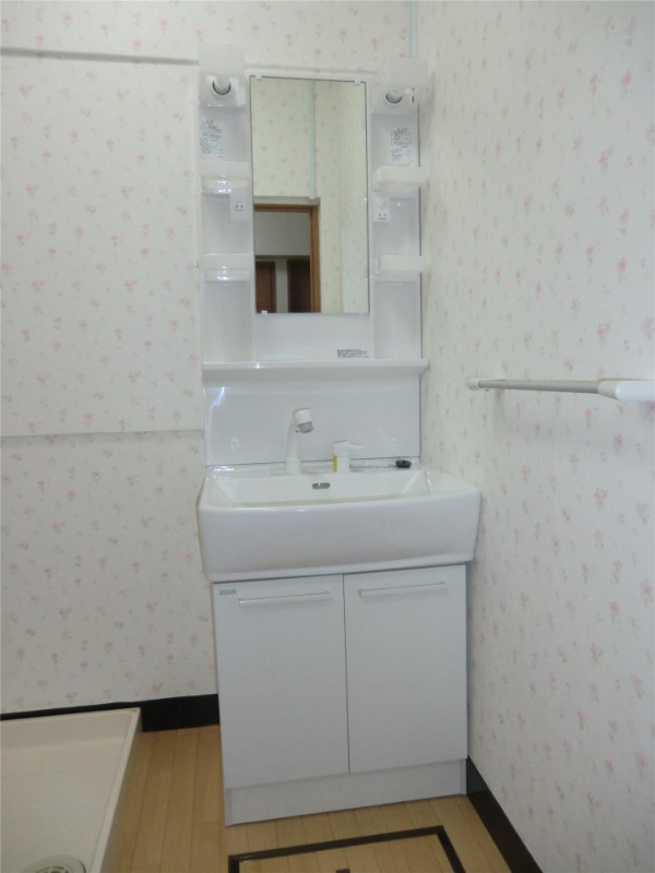 洗面設備　外出前の身だしなみチェックはこちらでどうぞ！