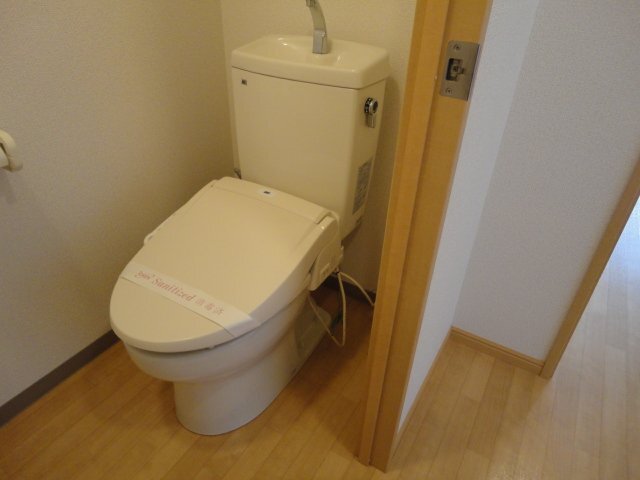 トイレ　シャワー付トイレ