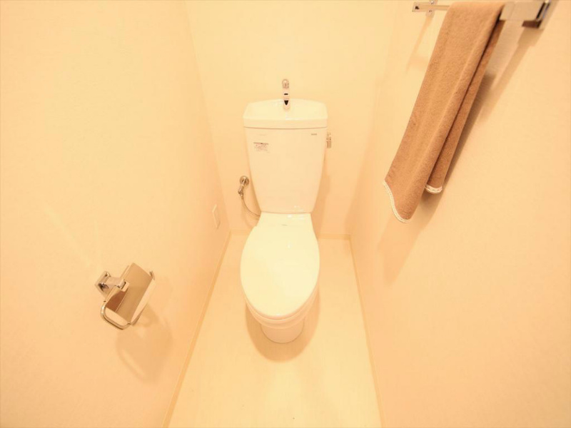 トイレ　トイレ（お風呂トイレ別）温水洗浄便座取り付け可