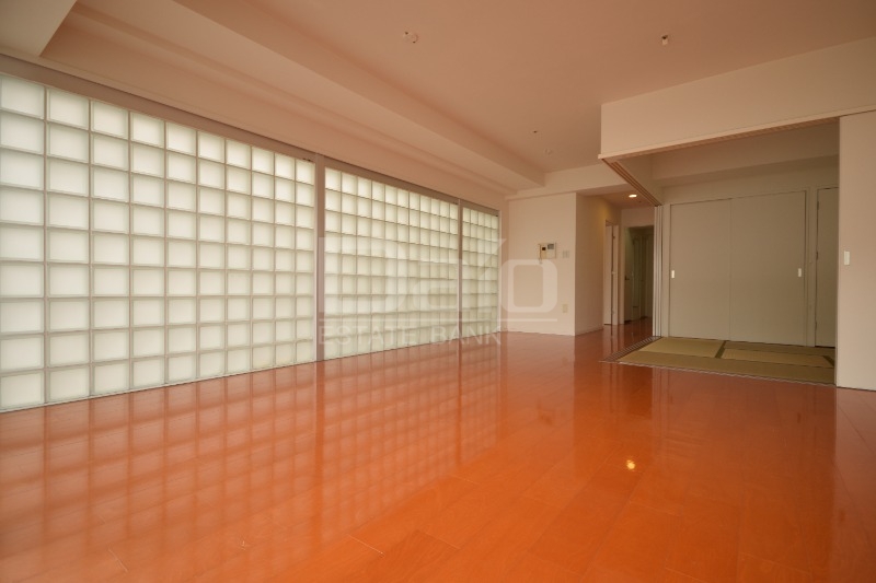 居室・リビング　※写真は同タイプ別部屋です。