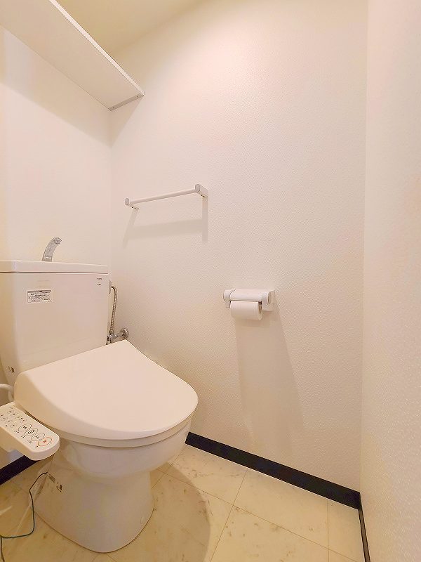 トイレ　人気のウォシュレットが設置されています！！