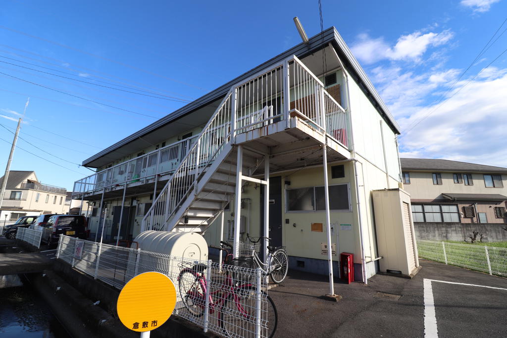 建物外観　2階建てアパートです！