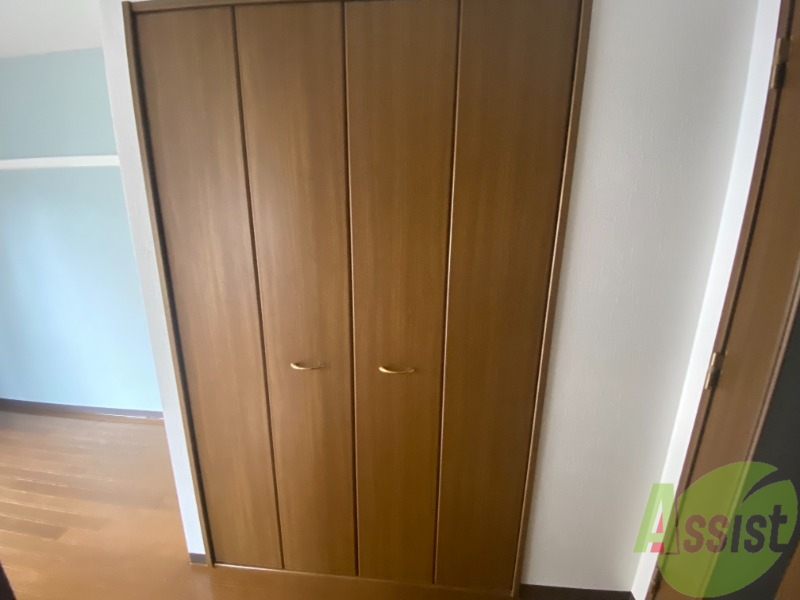 収納　クローゼットがありました。お洋服や荷物はここへ