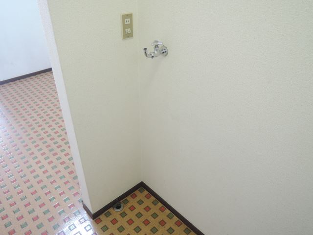 その他部屋・スペース　室内洗濯機置場です。