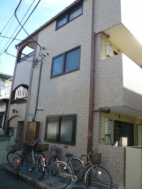 東京都小金井市緑町５（マンション）の賃貸物件の外観