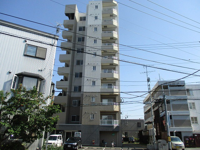 北海道札幌市白石区菊水上町二条４（マンション）の賃貸物件の外観