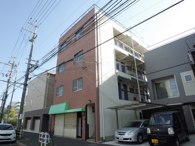 神戸市兵庫区下三条町のマンションの建物外観