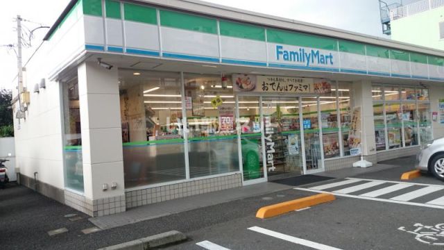 【プリマヴェール町田のコンビニ】