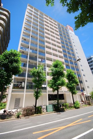 【大阪市西区土佐堀のマンションの建物外観】