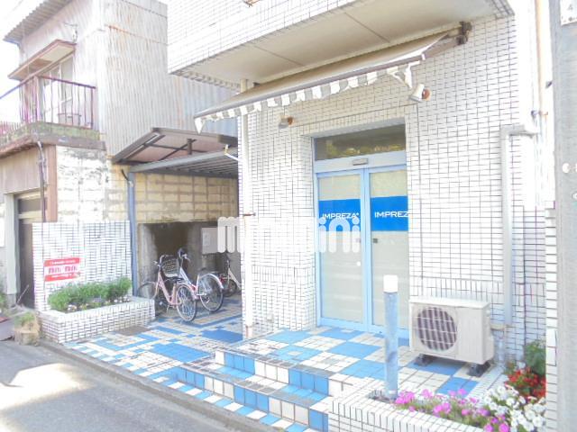 【ユーファイブのエントランス】