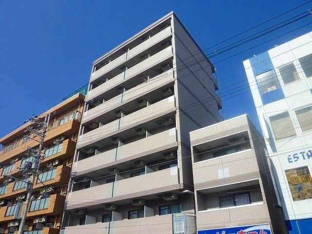 【東大阪市小阪のマンションの建物外観】