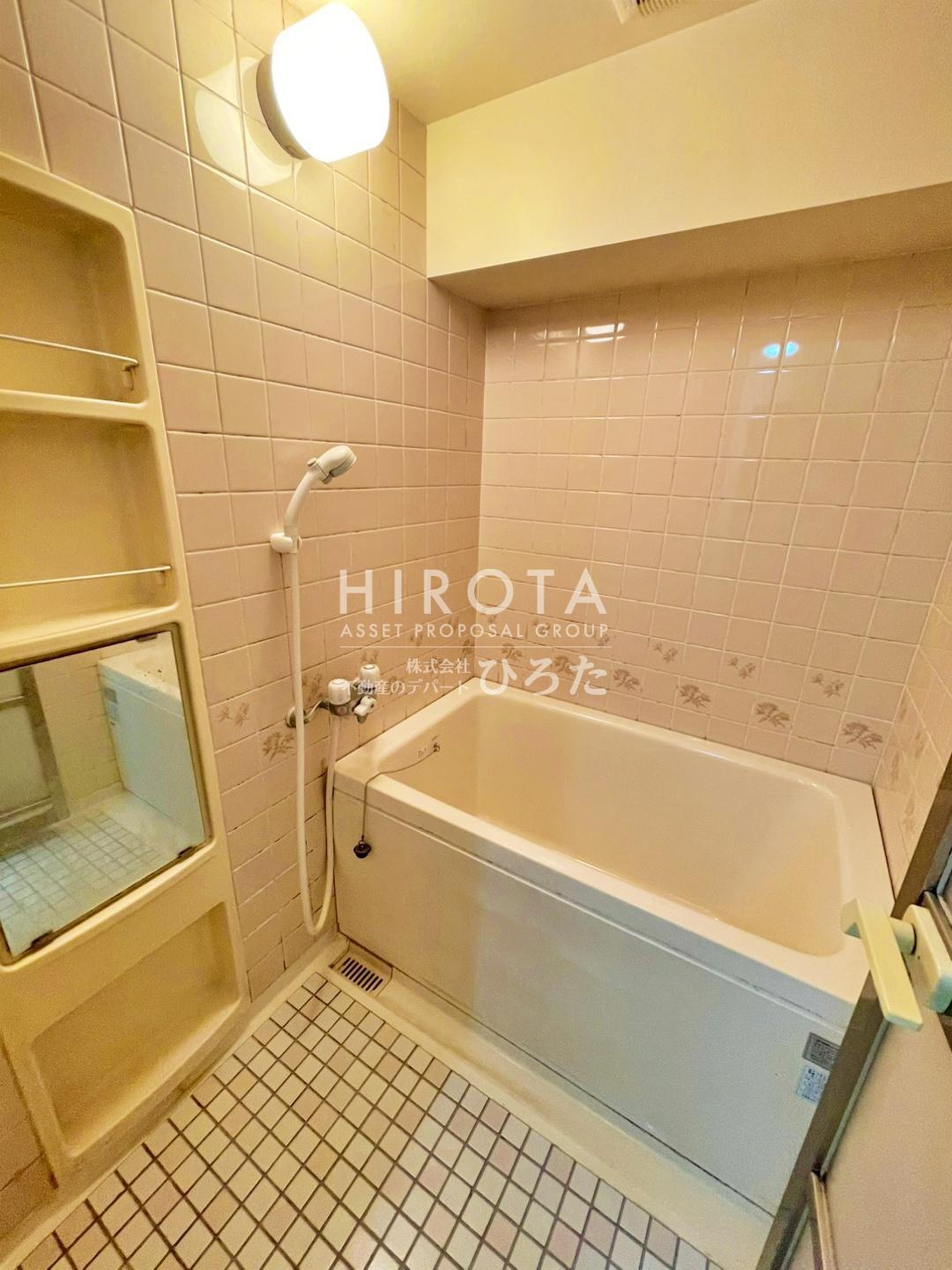 バス・シャワールーム