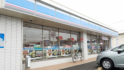 【高松市川島東町のアパートのコンビニ】