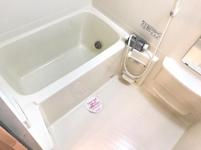 バス・シャワールーム　バス